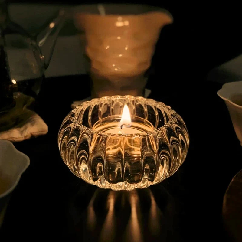 Teelichthalter aus Glas mit Wellenstruktur – Bild 8