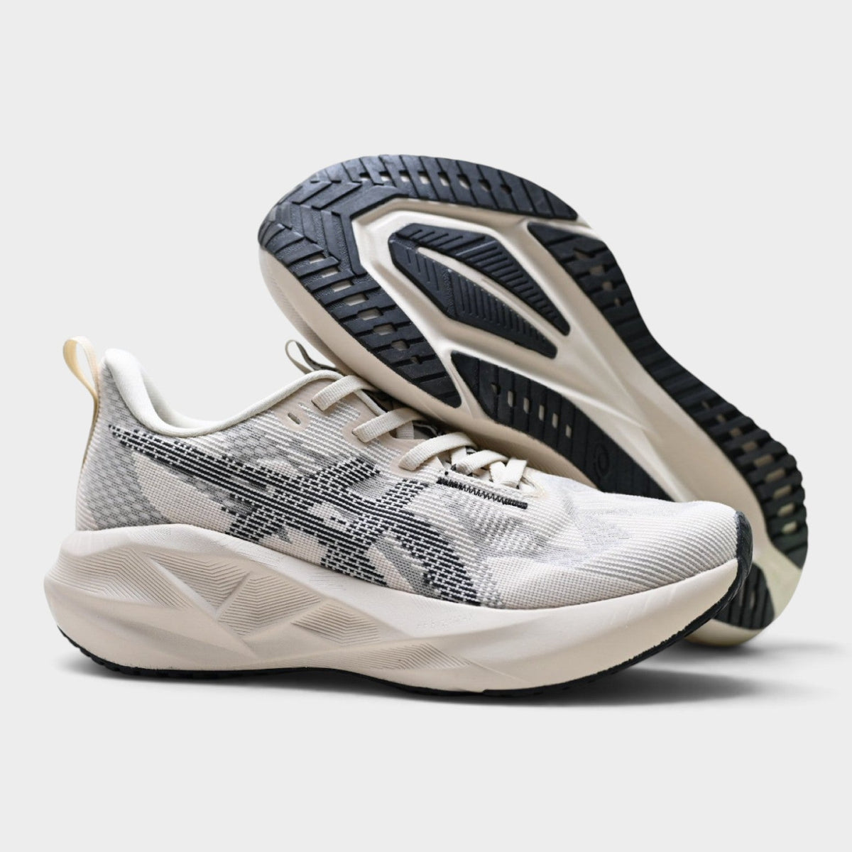 ASICS Novablast 5 Damen Laufschuhe - Bild 27