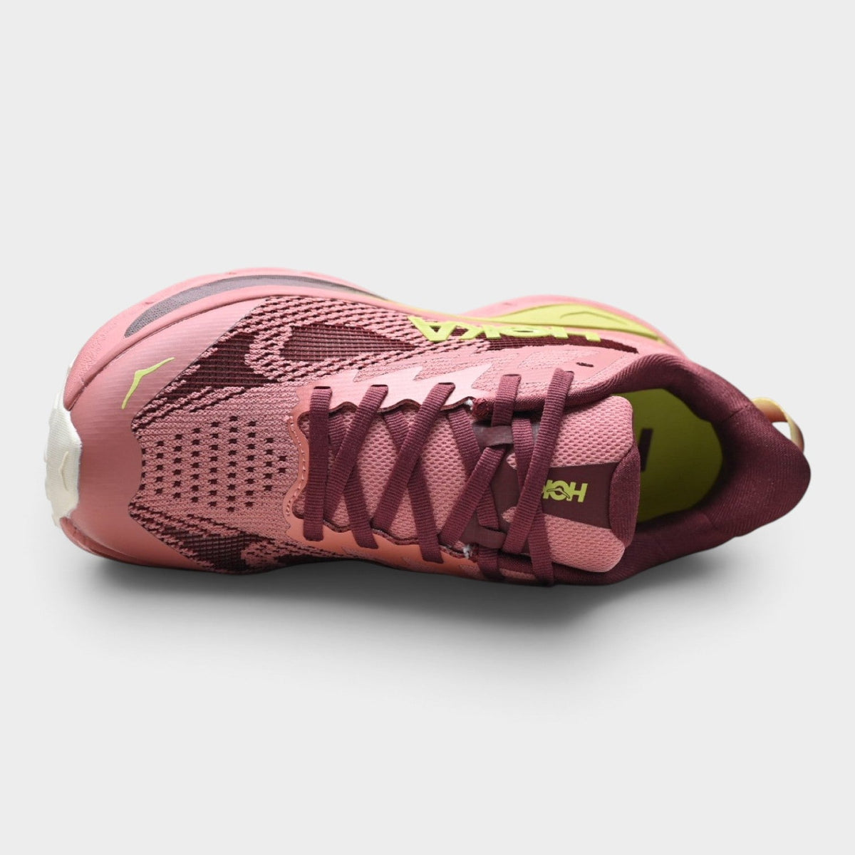 HOKA Challenger 8 Herren Trailschuhe - Bild 24
