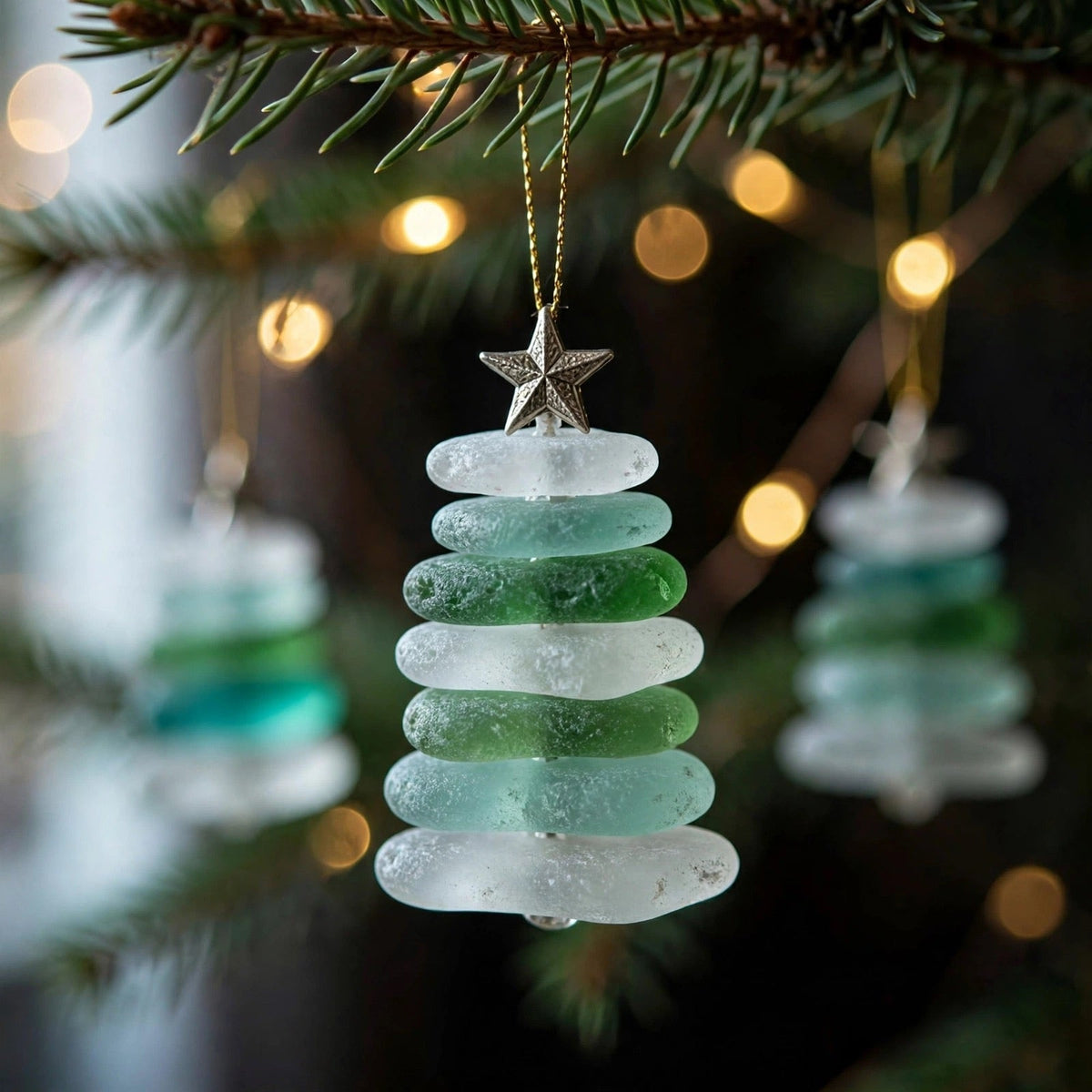 Seeglas-Weihnachtsbaum-Adventskalender 2026 - 24 Weihnachtsbaum-Anhänger aus Seeglas