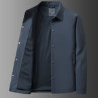 Herrenjacke mit Druckknöpfen und Kragen – Ansicht 4
