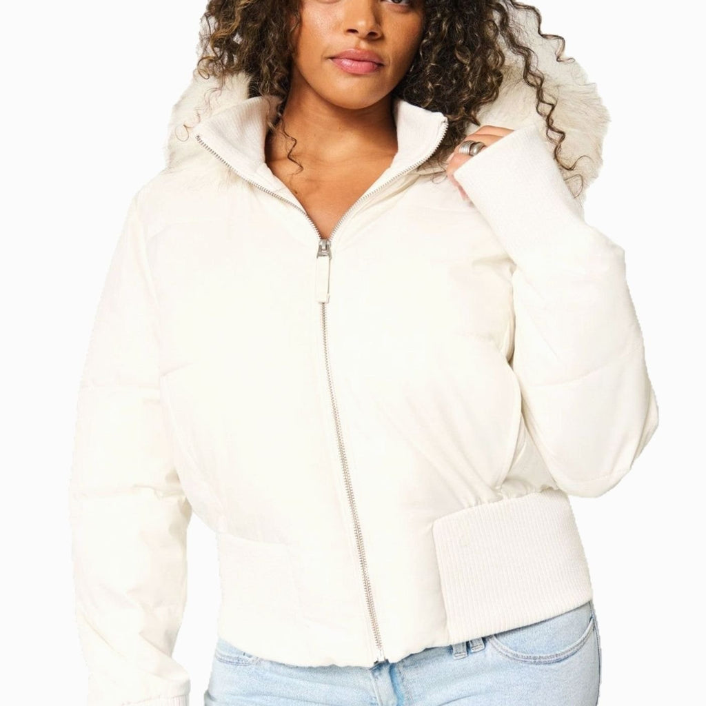 Kurze Pufferjacke Damen mit Kunstfell Kapuze – Ansicht 10